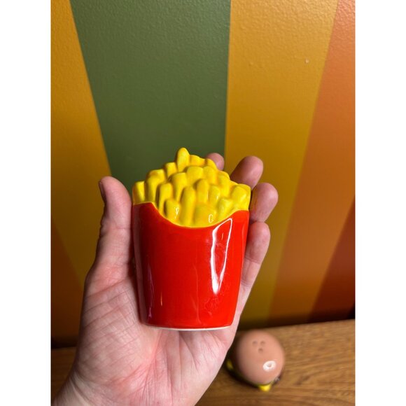Ceramic burger and French fries fast food - have stoppers - Picture 2 of 5